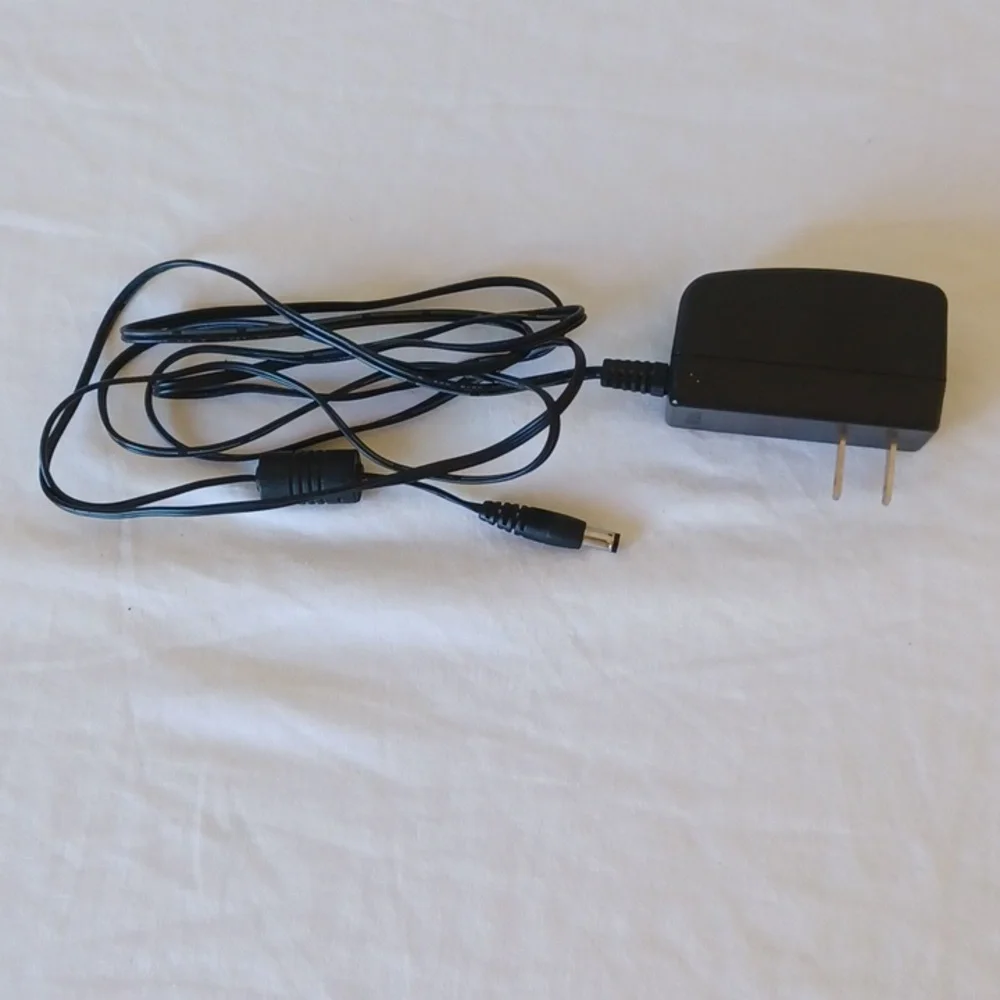 Ubee AC Switching Adapter DSA-12G-12AUS 12V for Wireless Router Cable DSL Modem